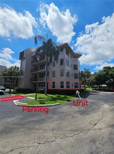 9520 Seagrape Dr APT 106