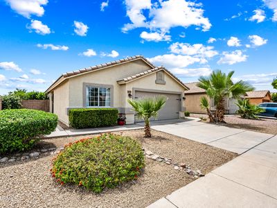 3223 W SALTER Drive