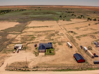 16711 N County Road 2000