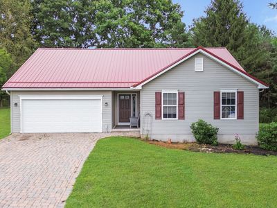 168 Playhouse Ln