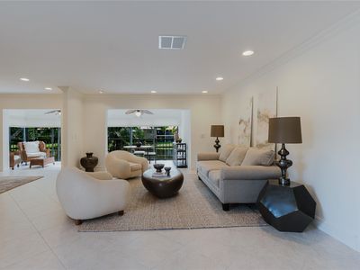 9277 Vista Del Lago #39B