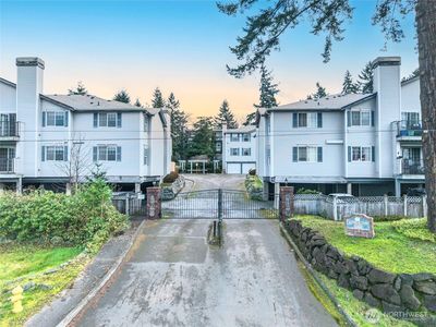 Property at 1160 Monroe Avenue NE #2A, Renton, WA