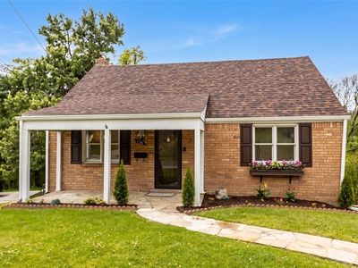 136 Harvard Dr
