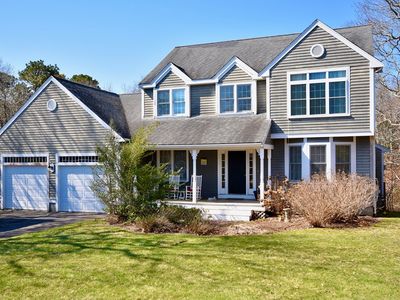 11 Oak Bluff Rd
