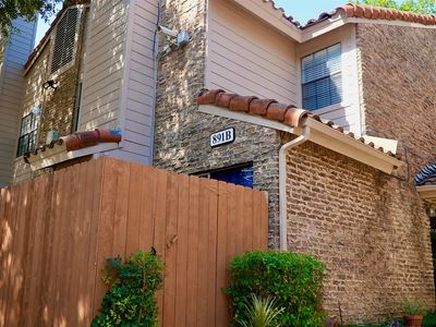 891 Dublin Dr #2