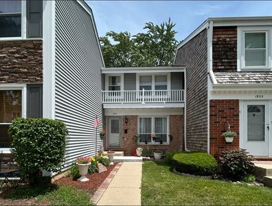 1929 Whitingham Ln