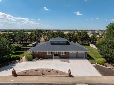 3713 Thunderbird Dr
