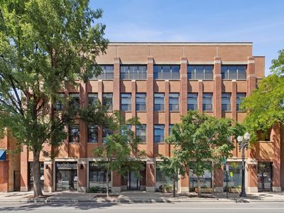 1908 W Irving Park Rd APT 402