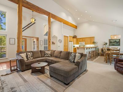 Property at 57742 Wallowa Loop, Sunriver, OR