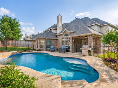 2211 Fair Parke Ln