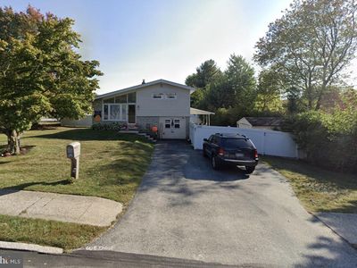 305 W Valley Forge Rd