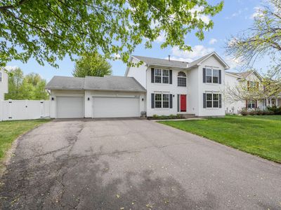 8018 Greenbriar Ln