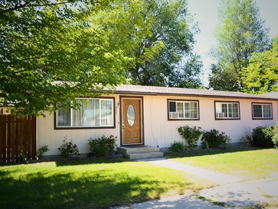 931 S Commercial Ave