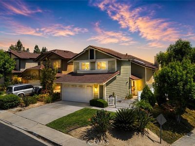 13437 Gold Dust Way