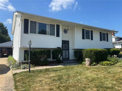 Property at 3031 Marda Dr, Parma, OH