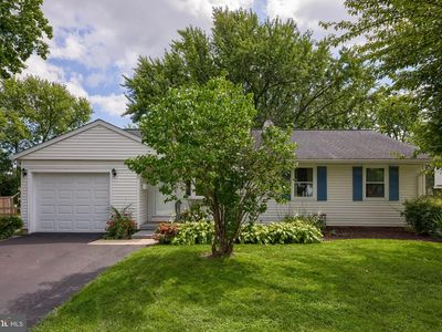 422 Chesterfield Dr