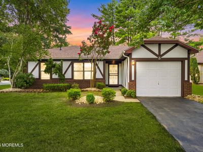 3 Hampton Drive