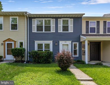 332 Woodside Pl
