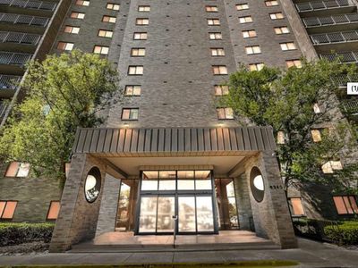 6340 Americana Dr APT 903