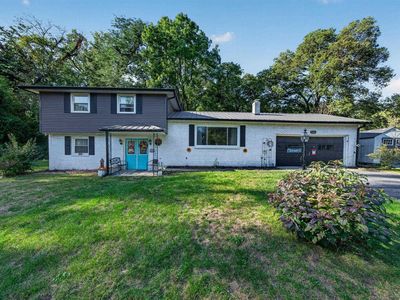 23737 Decamp Blvd