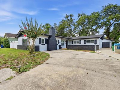1946 Strathaven Rd