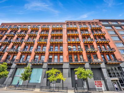 616 W Fulton St APT 212