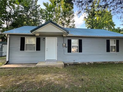 109 Mills Ave