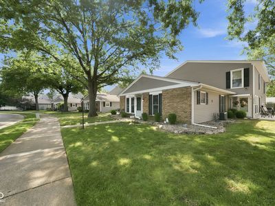 5038 Woodmark Dr