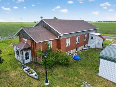 18015 N 2100 East Rd