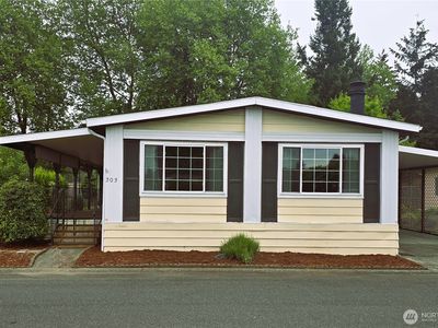 1402 22nd Street NE #203