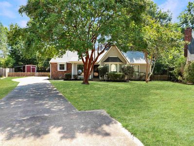 2600 Lake Country Cv