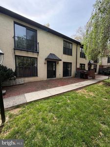 101 Montgomery Ave APT B2