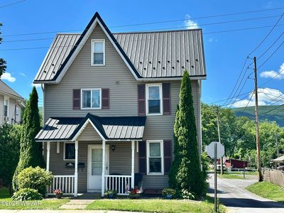 220 Broad St