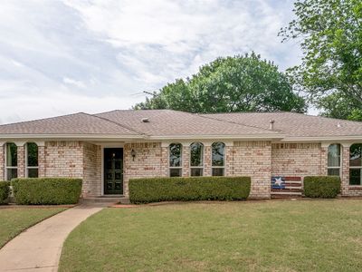 2720 Leameadow Dr