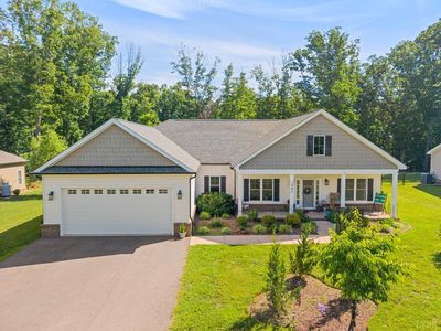 1240 Gladden Cir