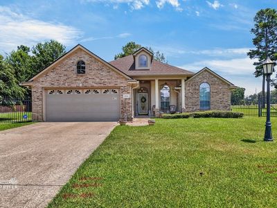 5211 Dalewood Dr