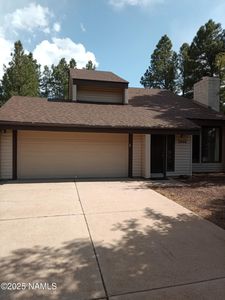 2948 N Pebble Beach Dr