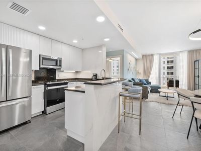 801 Brickell Key Blvd APT 1805