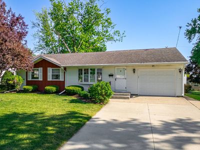 1920 Fairview Dr