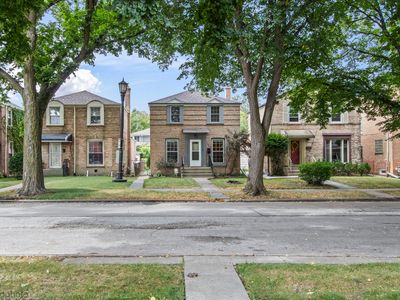 Property at 1720 Leland Ave, Evanston, IL
