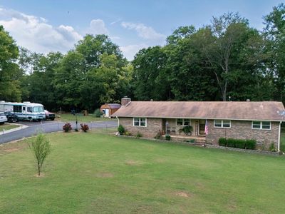 621 Arrowhead Rd