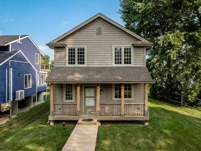 11101 Edgemere Ter