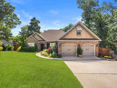 24 Granshire Dr
