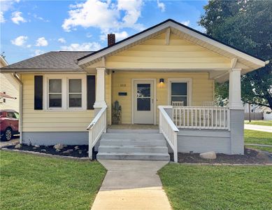 3233 Champaign Ave