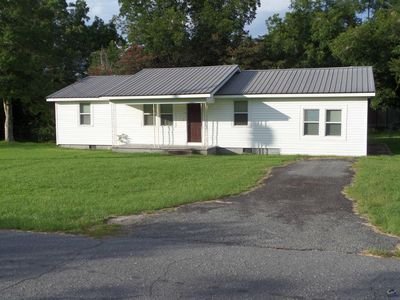 120 Laurel Dr