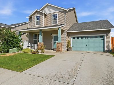 9819 Mustang Dr