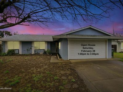 2701 Dorine Way