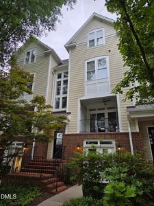 1130 Parkridge Ln #102