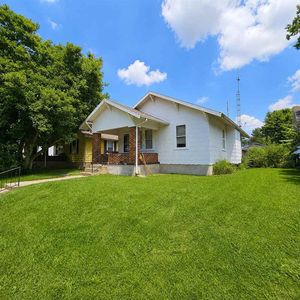 333 SW 2nd St