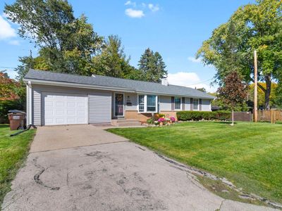 710 W Theresa COURT